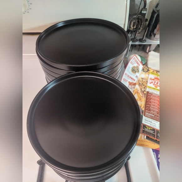 Stone Lain Dishware Set - Picture 4 of 5